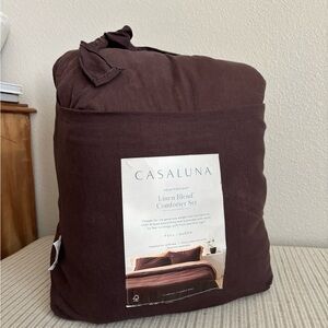 NWT Full/Queen Heavyweight Linen Blend Comforter and Sham Set Dark Fig Casaluna